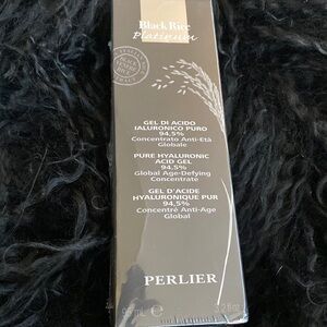Black Rice Platinum Pure Hyaluronic Acid Gel by Perlier